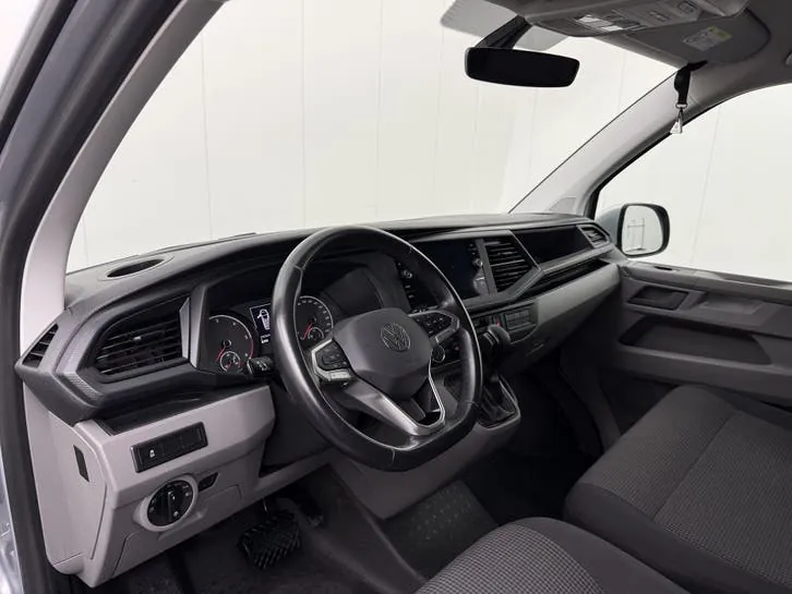 Volkswagen Transporter 2023 photo 3