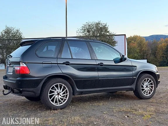 BMW X5 2001 photo 2