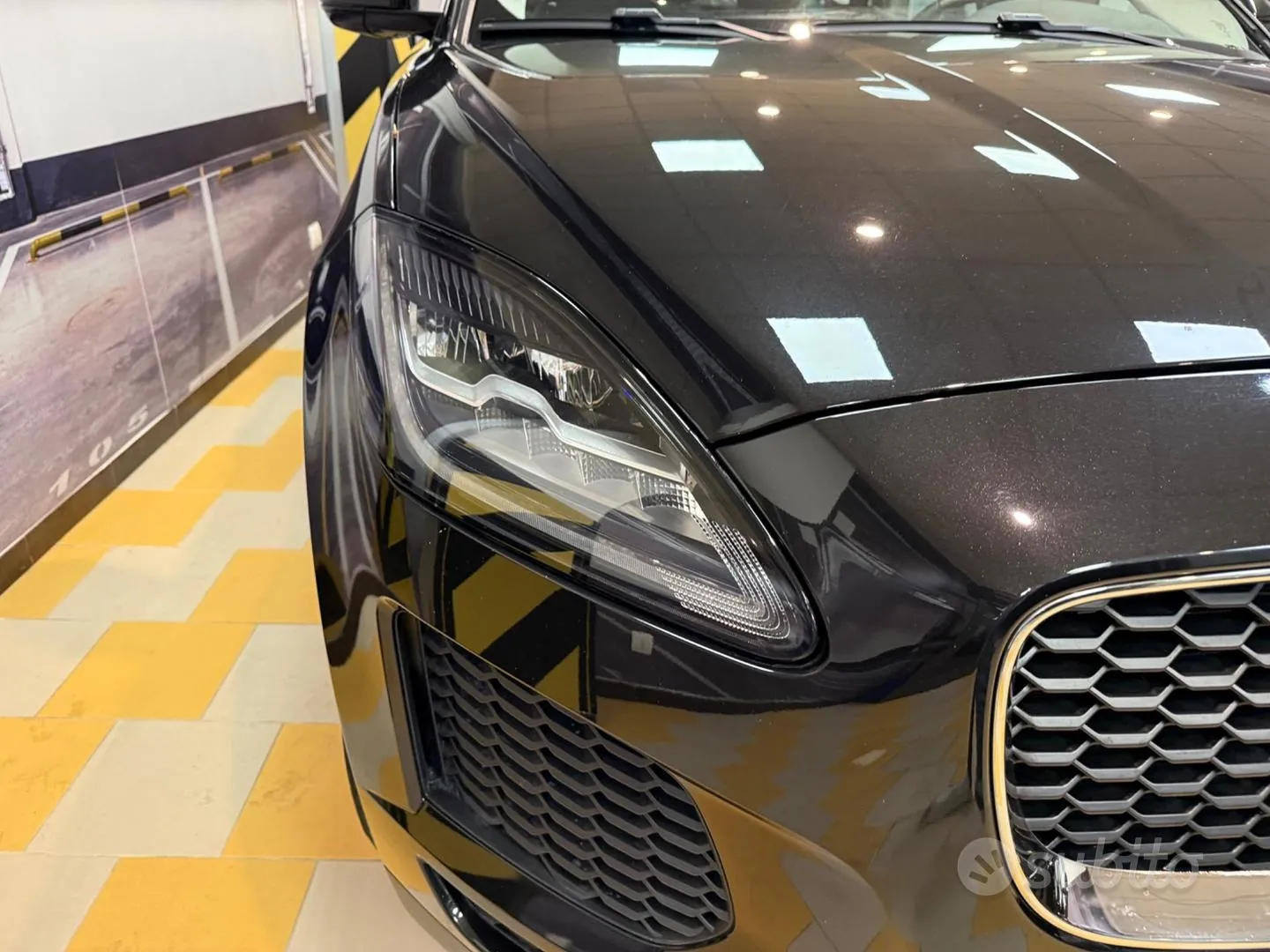 Jaguar E-Pace 2020 photo 4