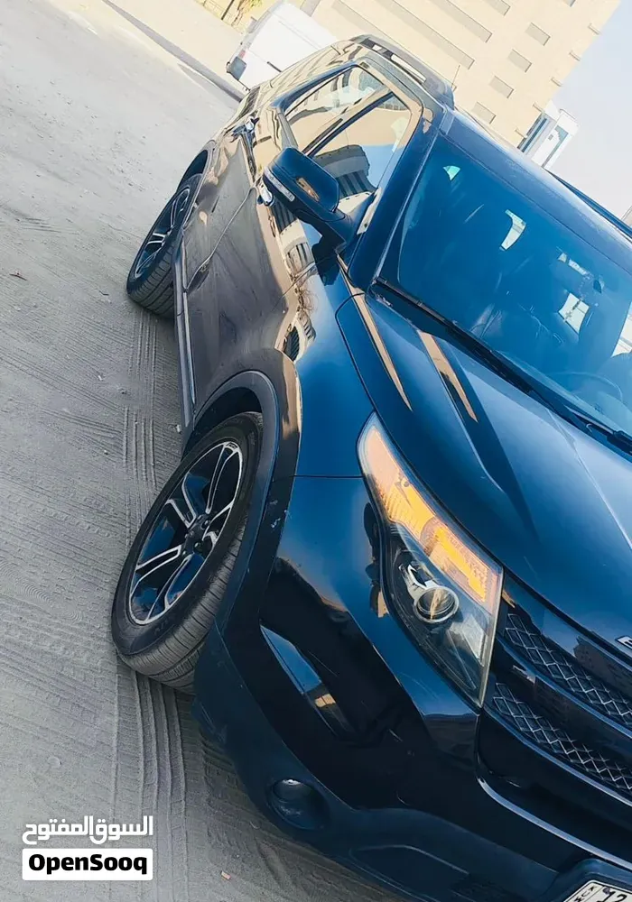 Ford Explorer 2013 photo 2
