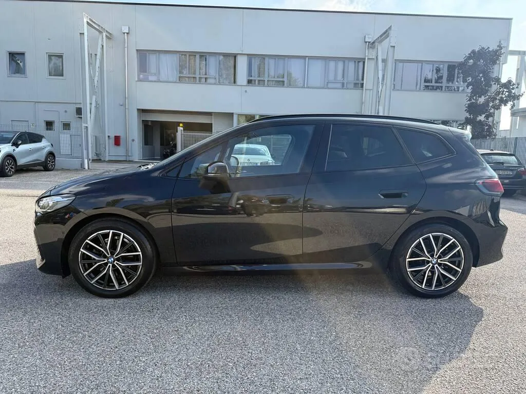 BMW 2 Series Active Tourer 2025 photo 3