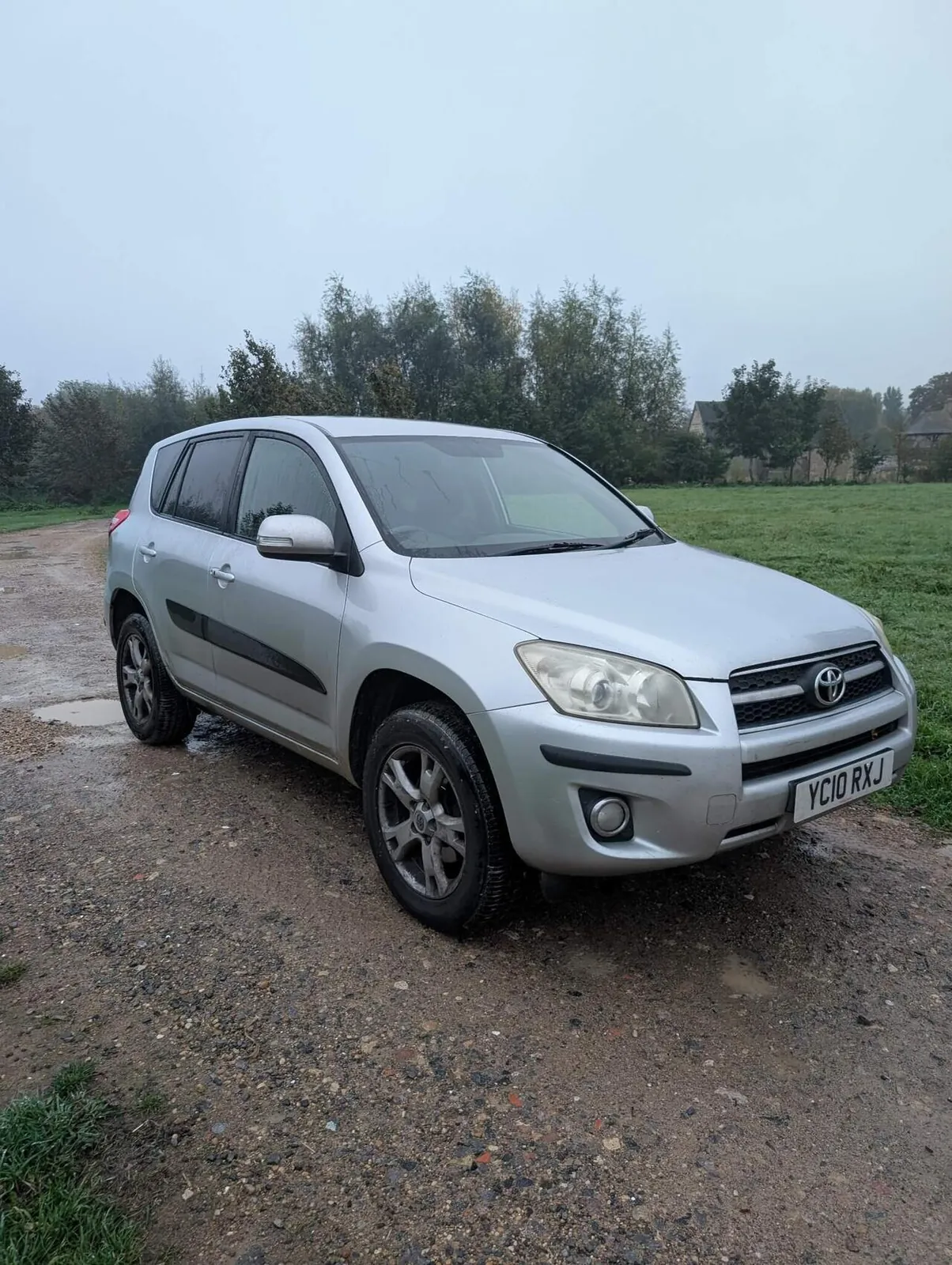Toyota Rav4 2010 photo 3