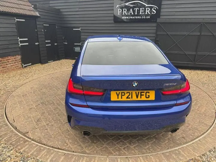 BMW 3 Series 2021 photo 4