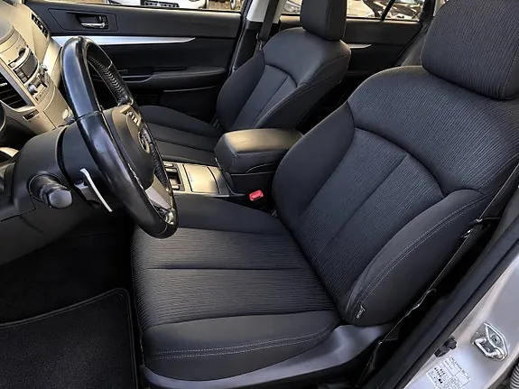 Subaru Legacy 2010 photo 5