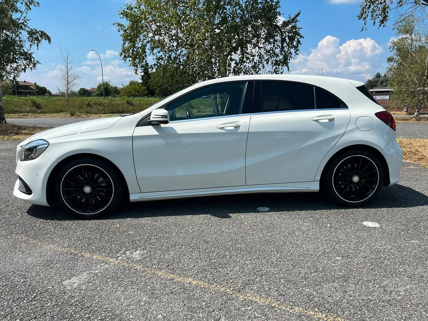 Mercedes-Benz A220 2016 photo 2