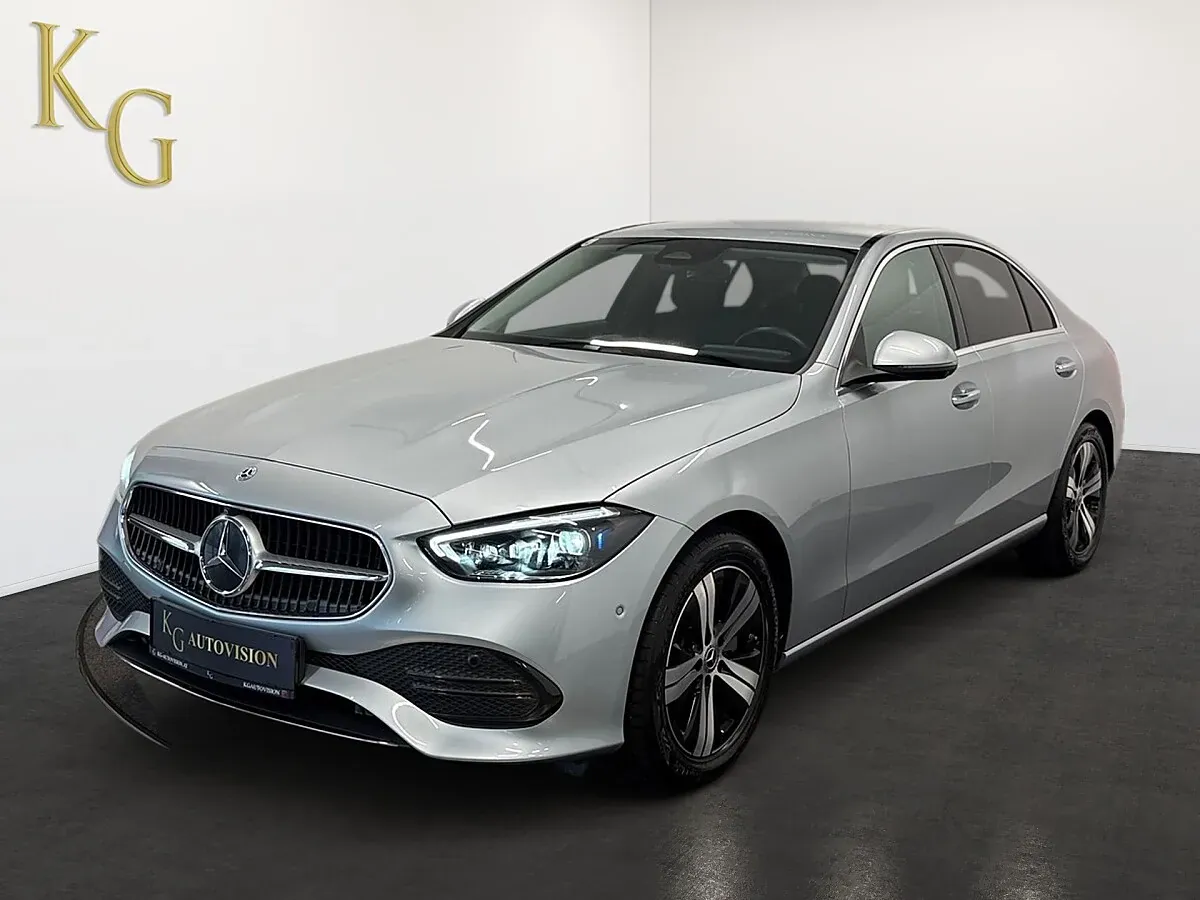 Mercedes-Benz C-Class 2024 photo 2