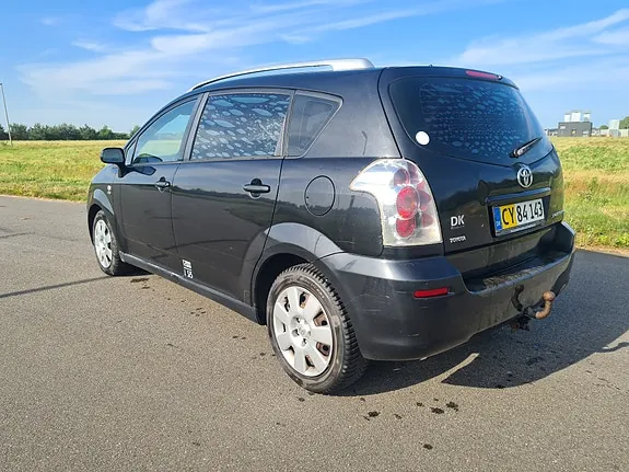 Toyota Corolla Sportsvan 2005 photo 4