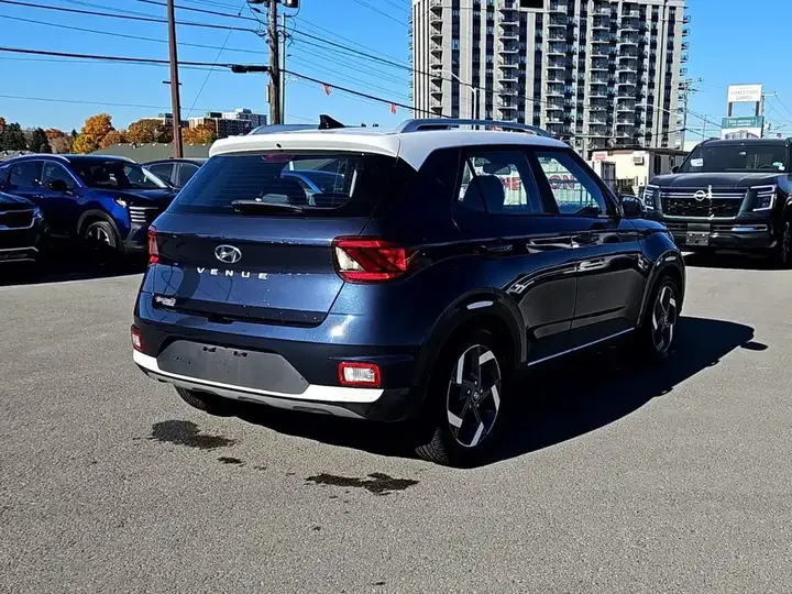 Hyundai Venue 2022 photo 5