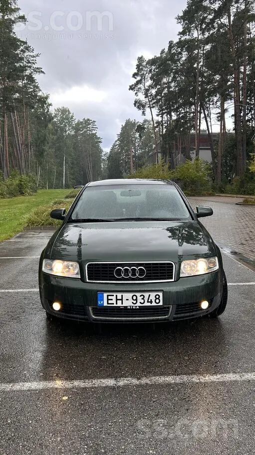 Audi A4 2001 photo 2