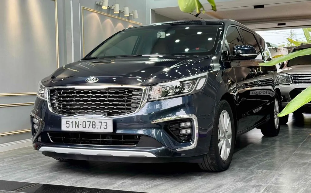 Kia Sedona 2018 photo 3