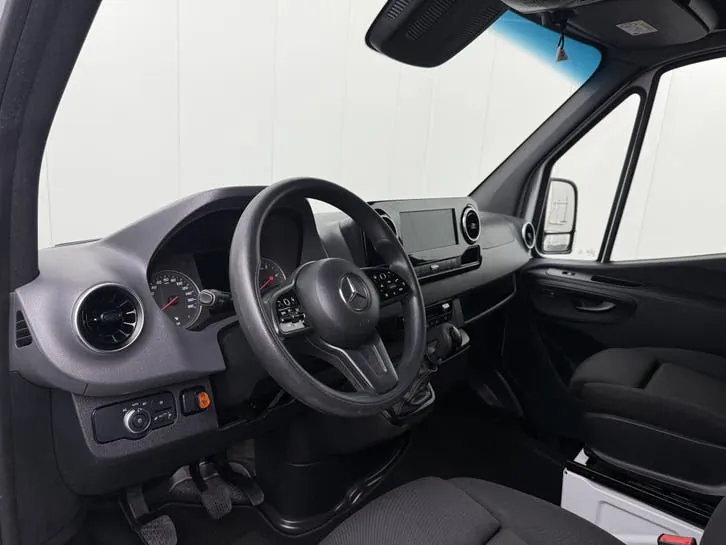 Mercedes-Benz Sprinter 2021 photo 3