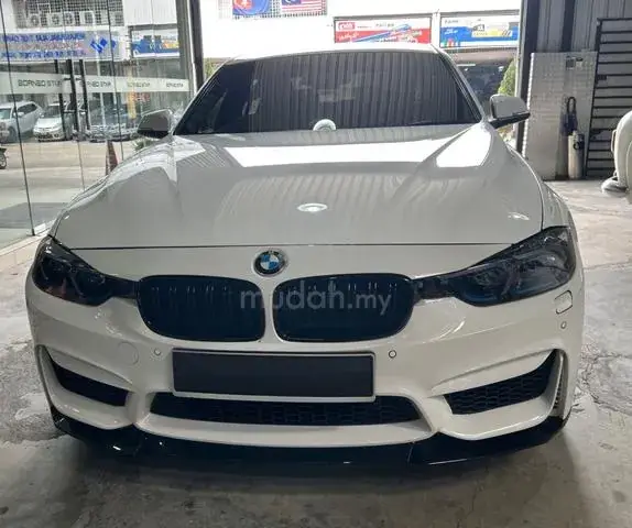 BMW 318I