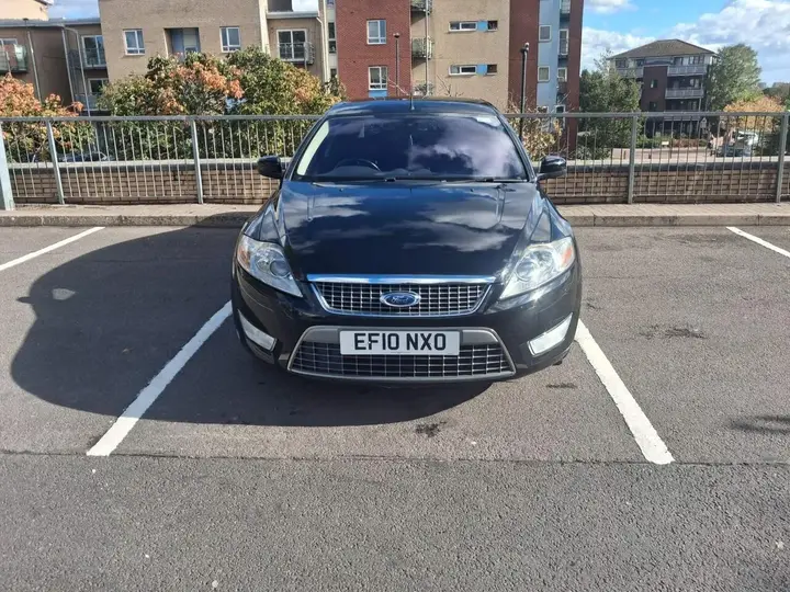 Ford Mondeo 2010 photo 2