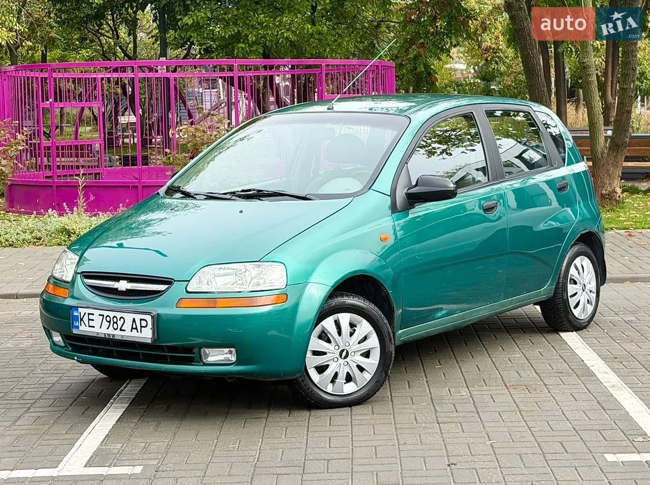 Chevrolet Aveo 2004 photo 3