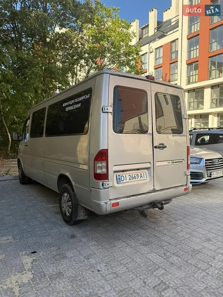 Mercedes-Benz Sprinter 2003 photo 3