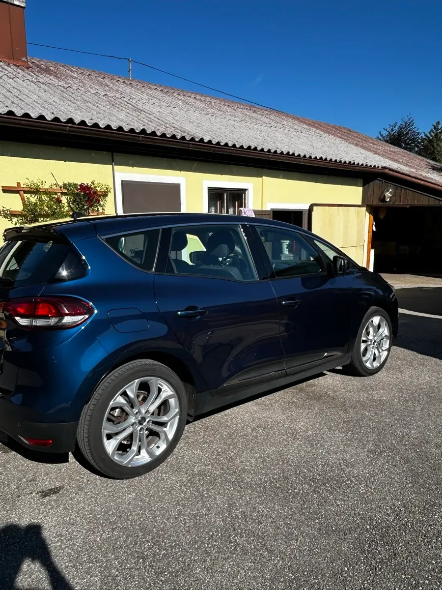 Renault Scenic 2017 photo 3
