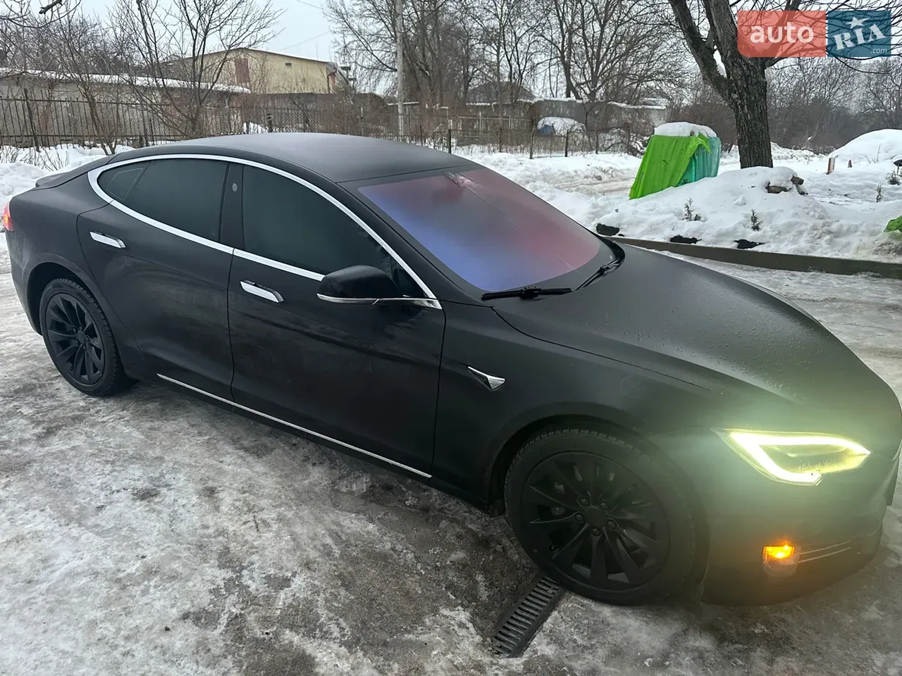 Tesla Model S 2017 photo 2