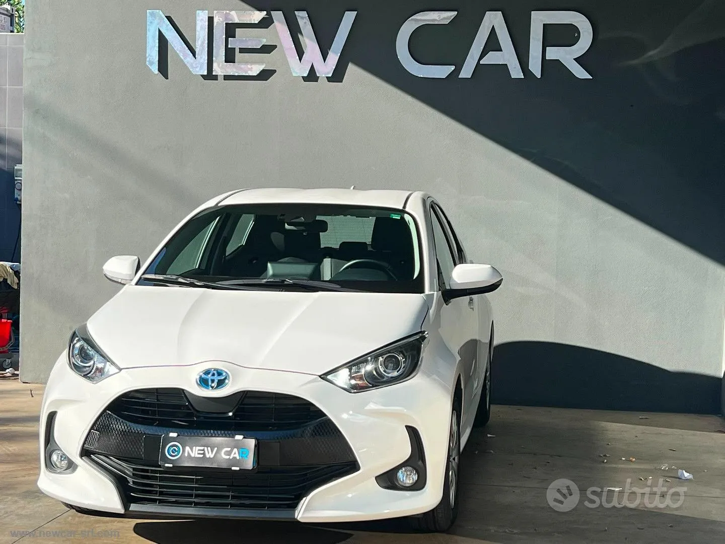 Toyota Yaris 2024 photo 2