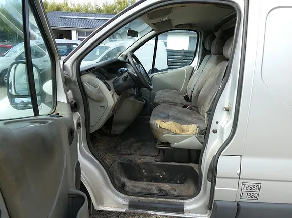 Nissan Primastar 2008 photo 5