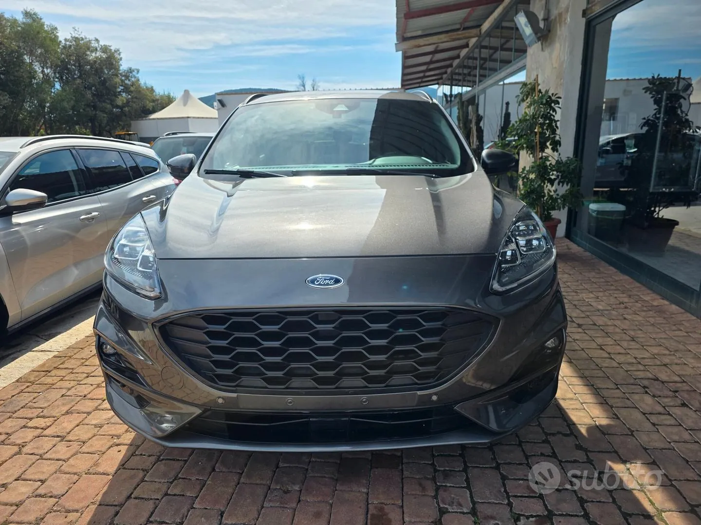 Ford Kuga 2023 photo 2