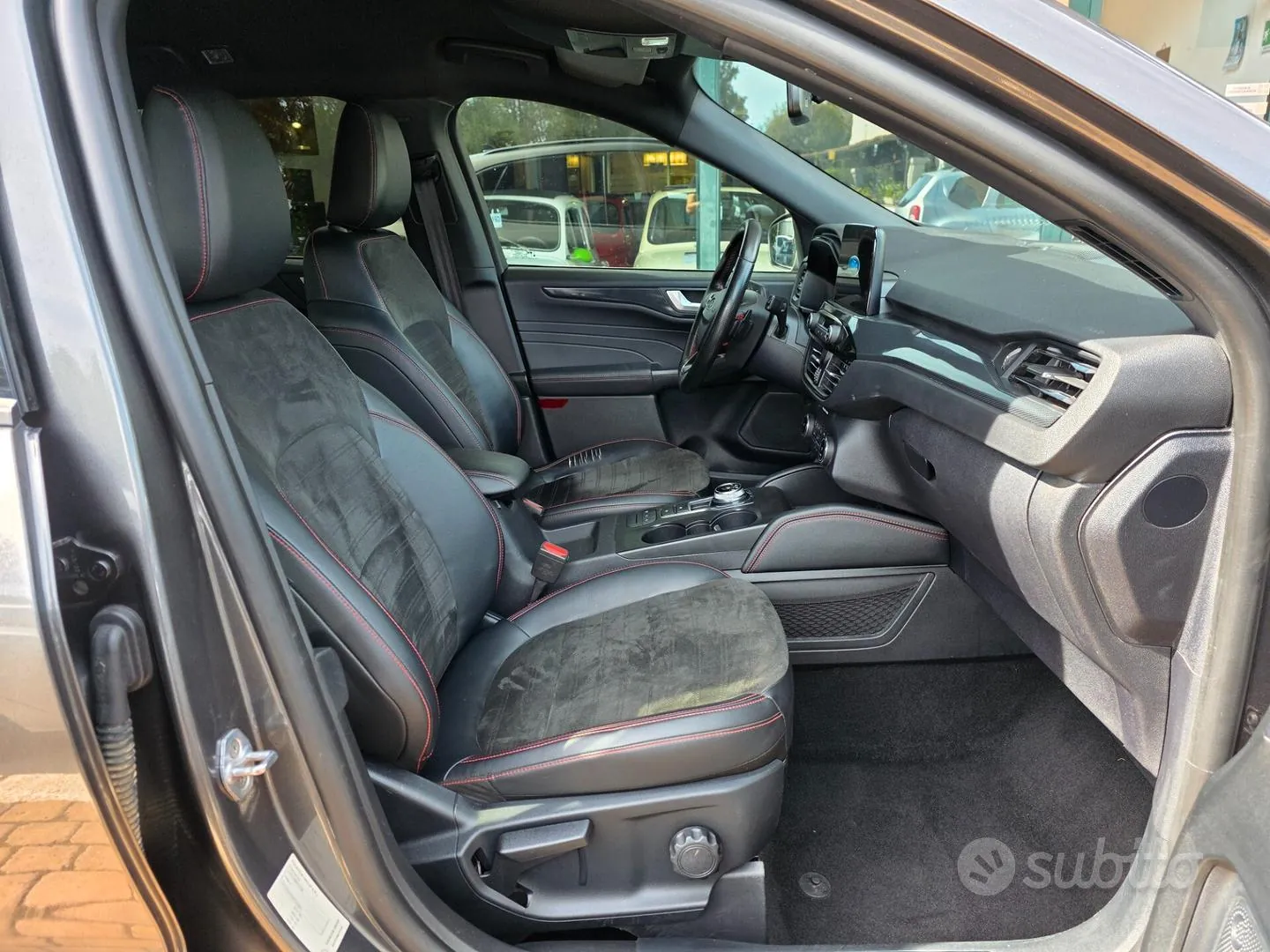 Ford Kuga 2023 photo 4