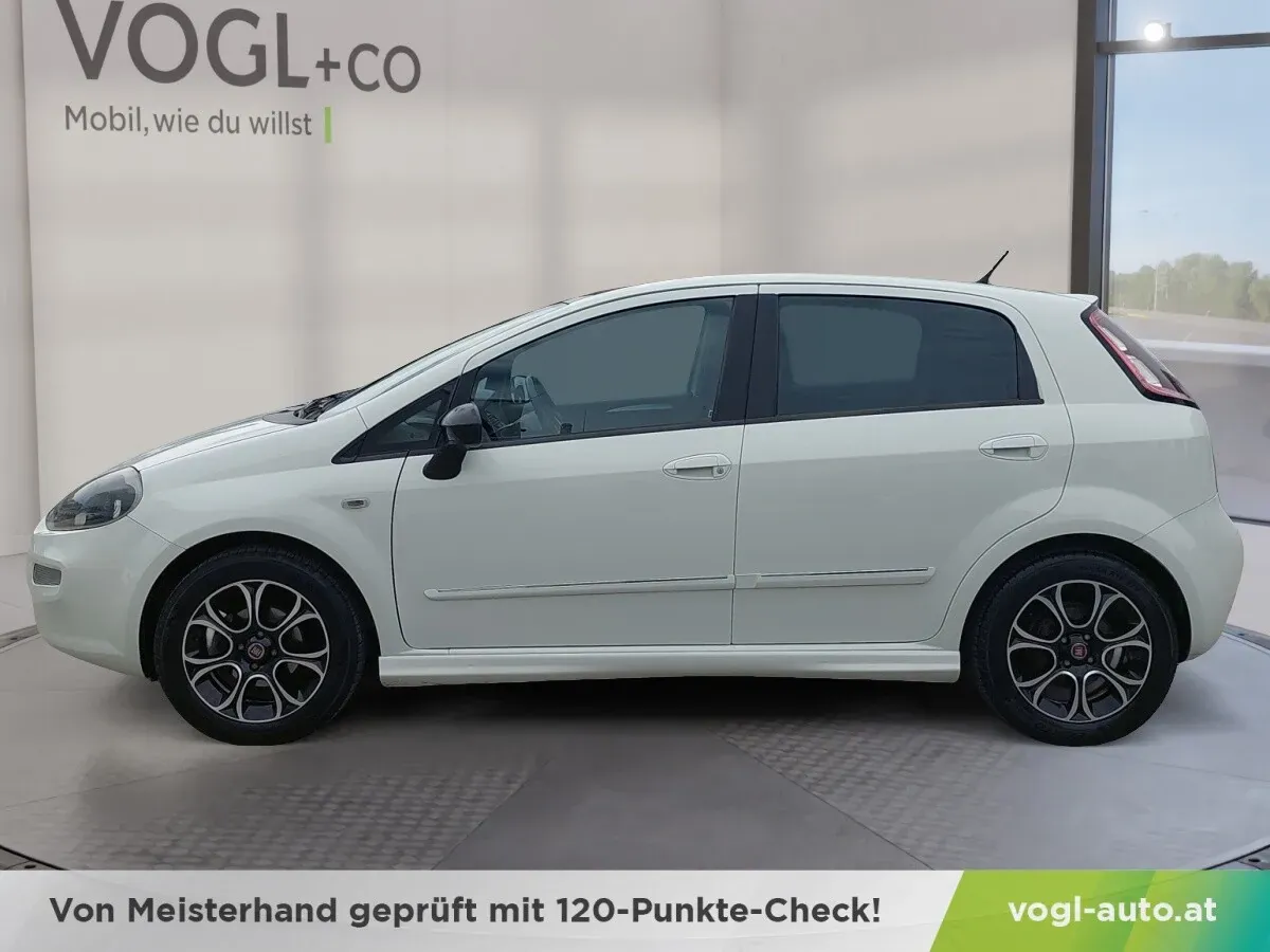 Fiat Punto 2015 photo 2
