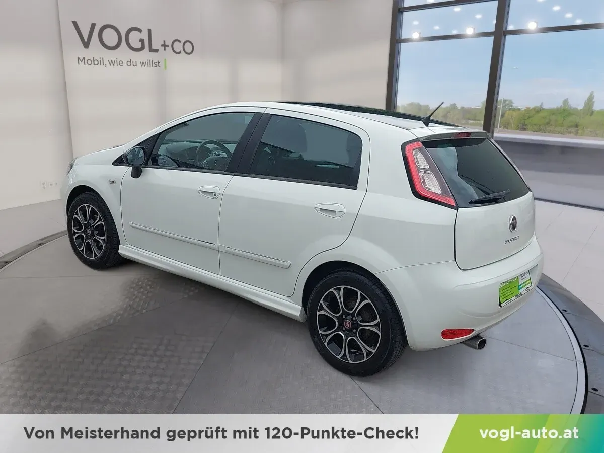 Fiat Punto 2015 photo 3