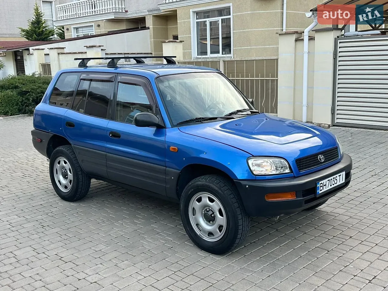 Toyota Rav4 1996 photo 4