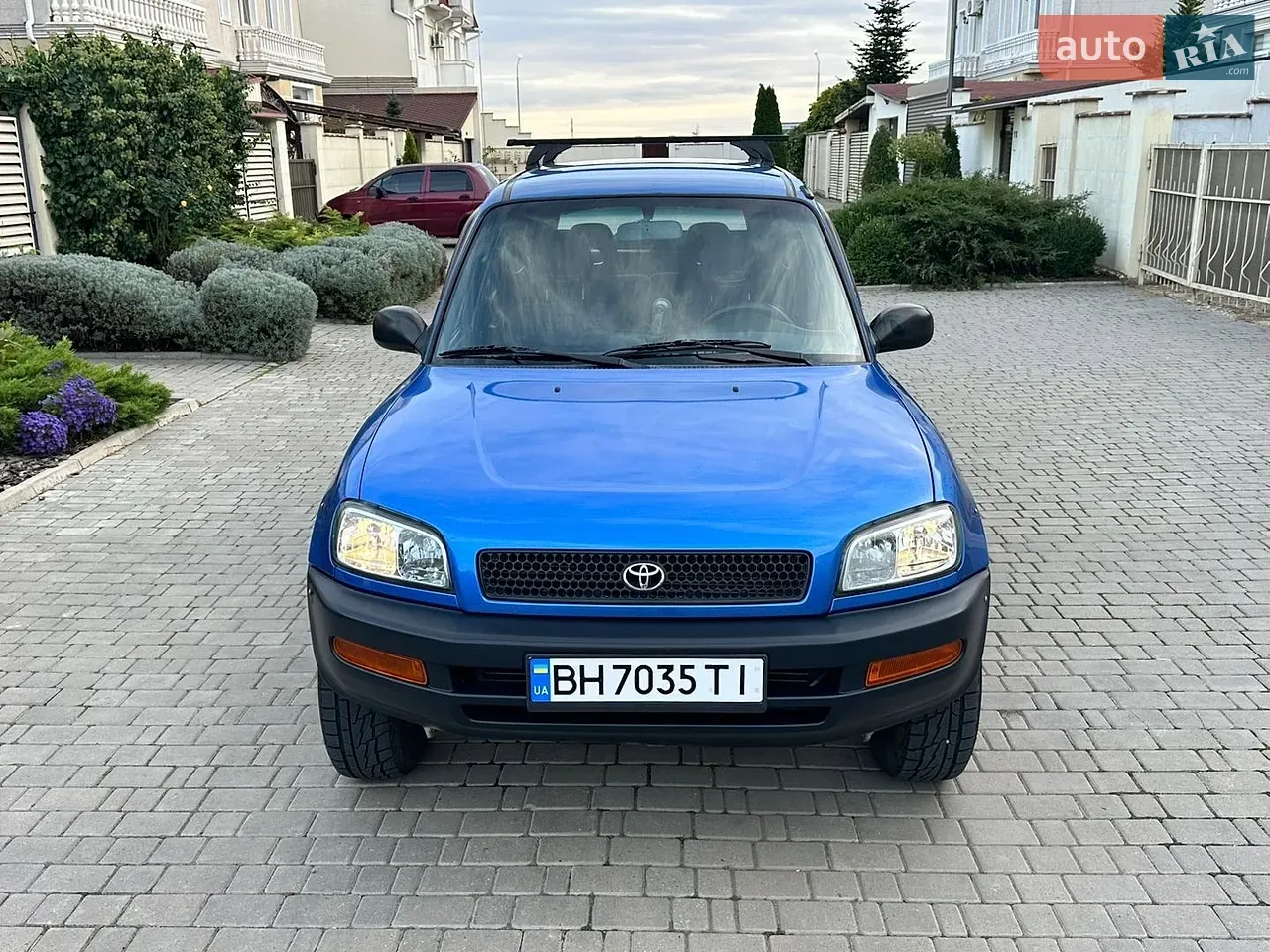Toyota Rav4 1996 photo 2