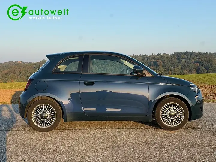 Fiat 500E 2022 photo 3