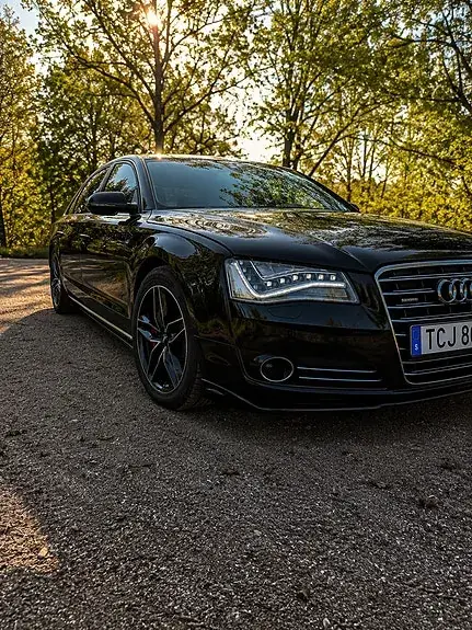 Audi A8 2014 photo 5