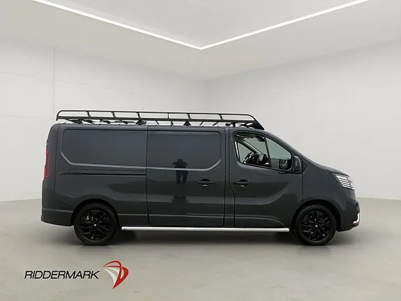 Renault Trafic 2023 photo 2
