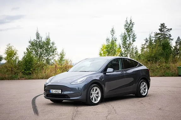 Tesla Model Y 2022 photo 5