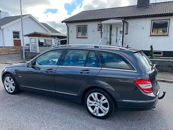 Mercedes-Benz C 350 2009 photo 2