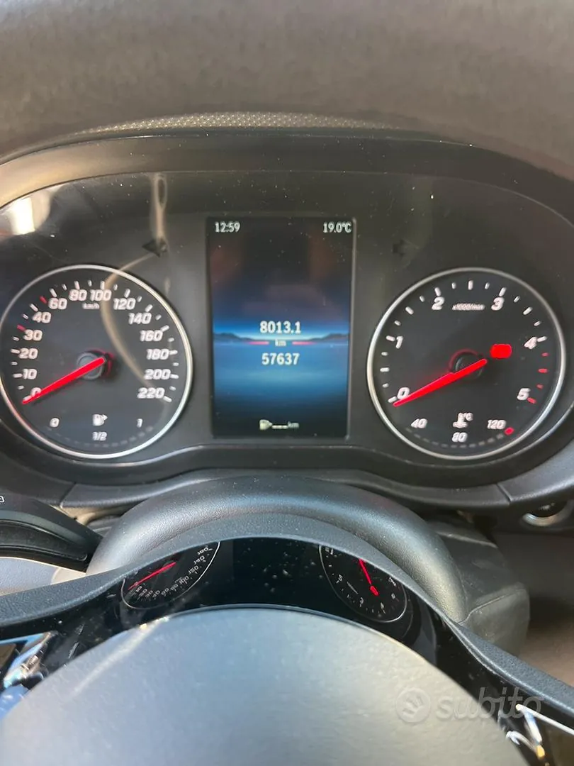 Mercedes-Benz T-Class 2025 photo 4