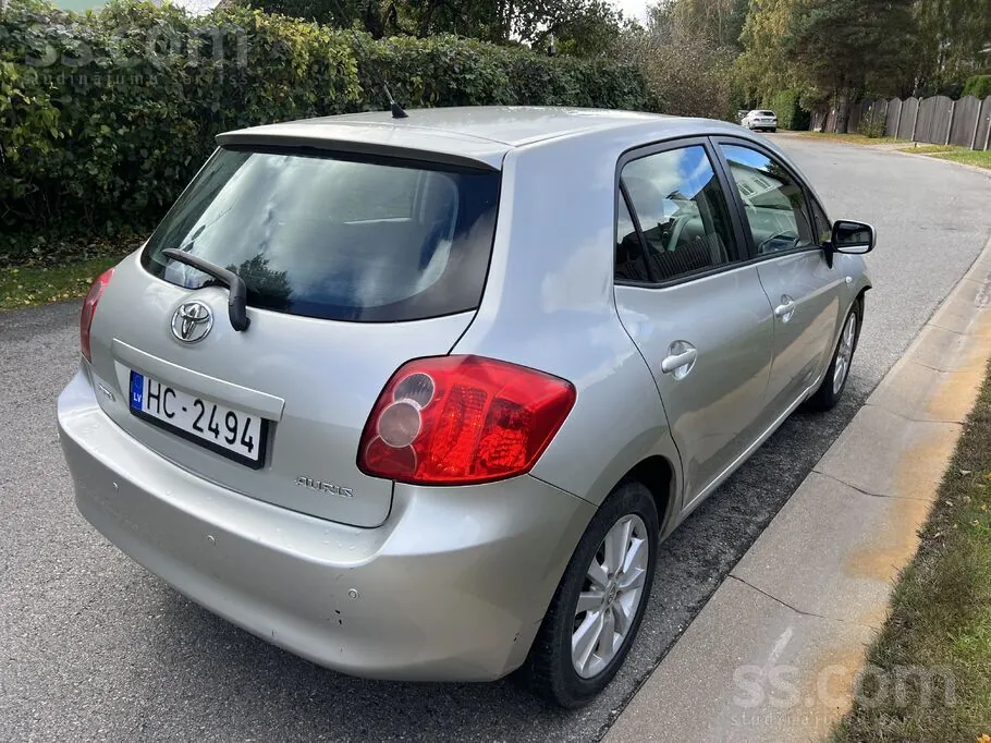 Toyota Auris 2008 photo 3