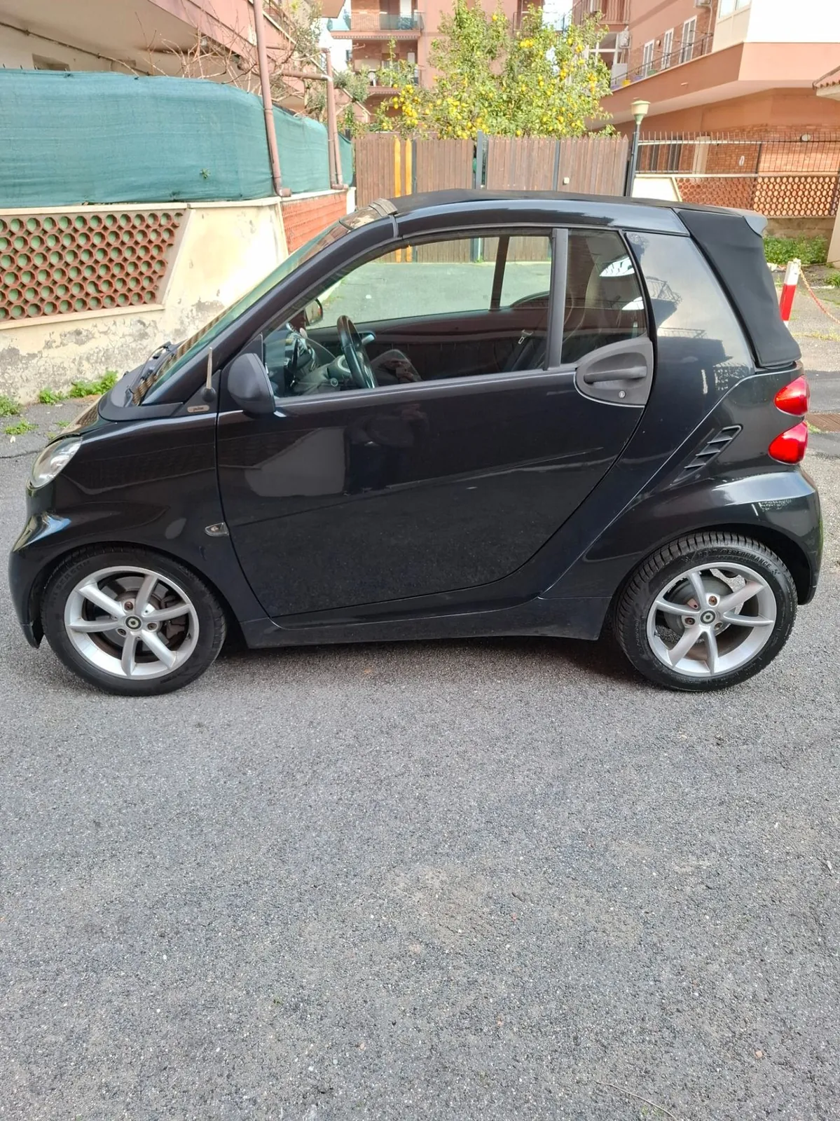 Smart Fortwo 2011 photo 5