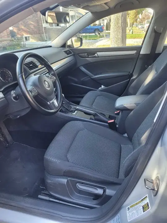 Volkswagen Passat 2013 photo 4