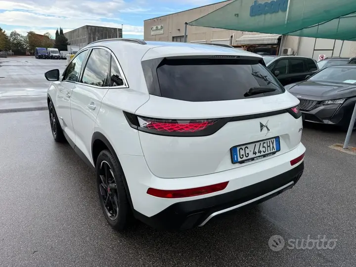 DS Automobiles 7 Crossback 2021 photo 3