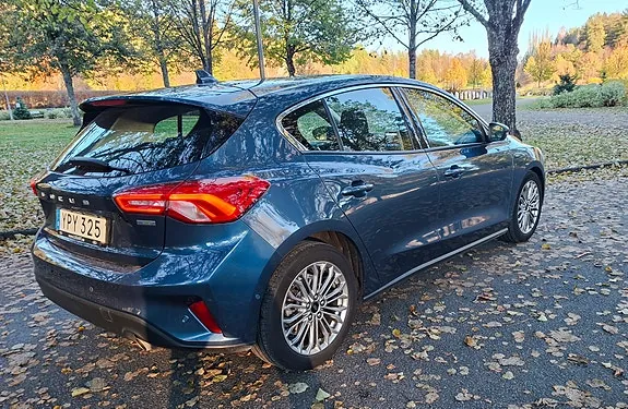 Ford Focus 2018 photo 3