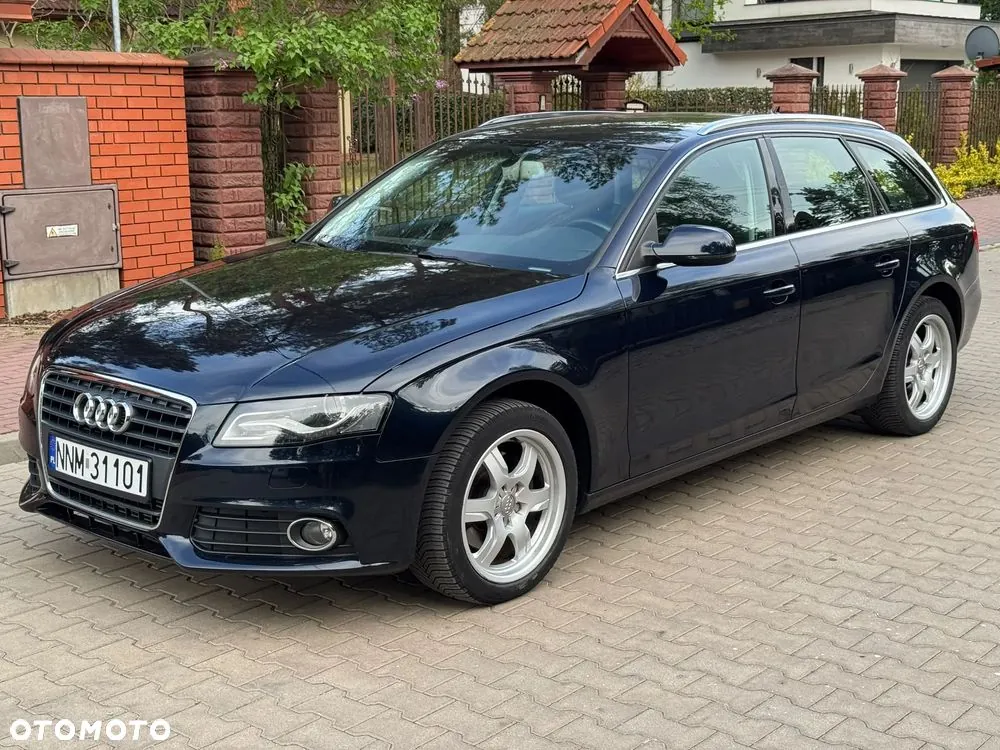Audi A4 Avant 2010 photo 2