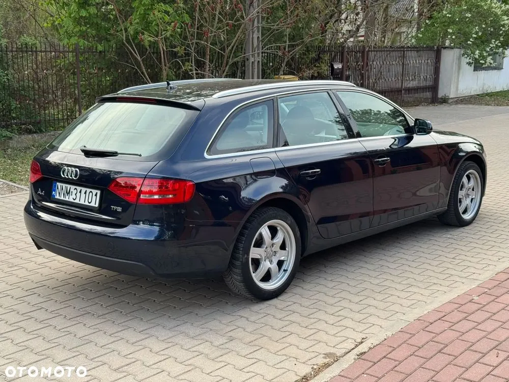 Audi A4 Avant 2010 photo 3