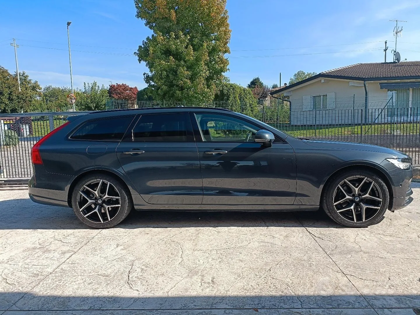 Volvo V90 2017 photo 4
