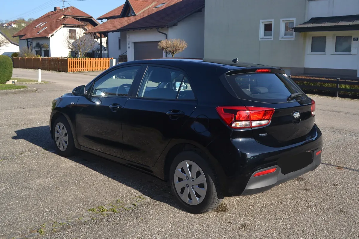 Kia Rio 2019 photo 3