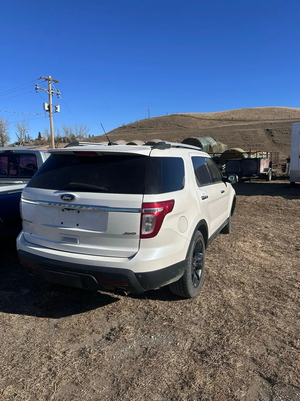 Ford Explorer 2014 photo 2