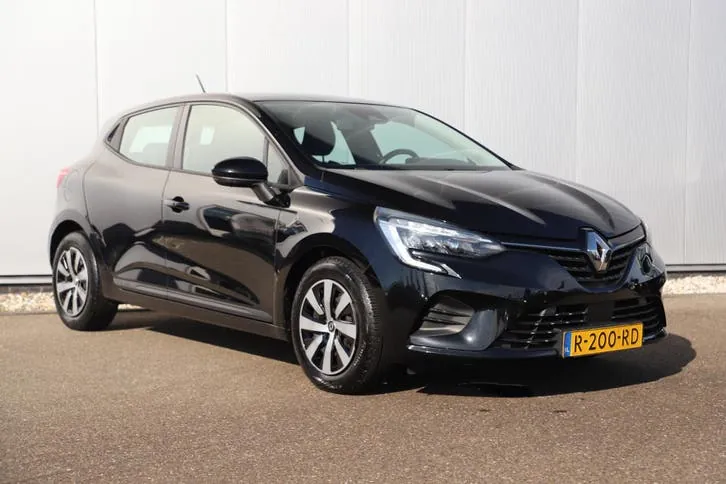 Renault Clio 2022 photo 3