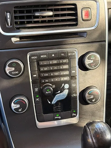 Volvo V60 2012 photo 4