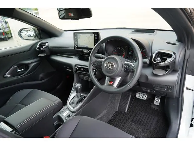 Toyota Gr Yaris 2022 photo 2