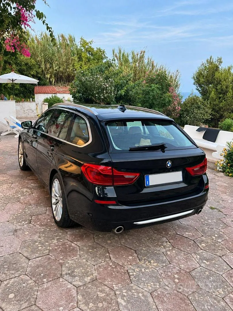 BMW 520D 2019 photo 2