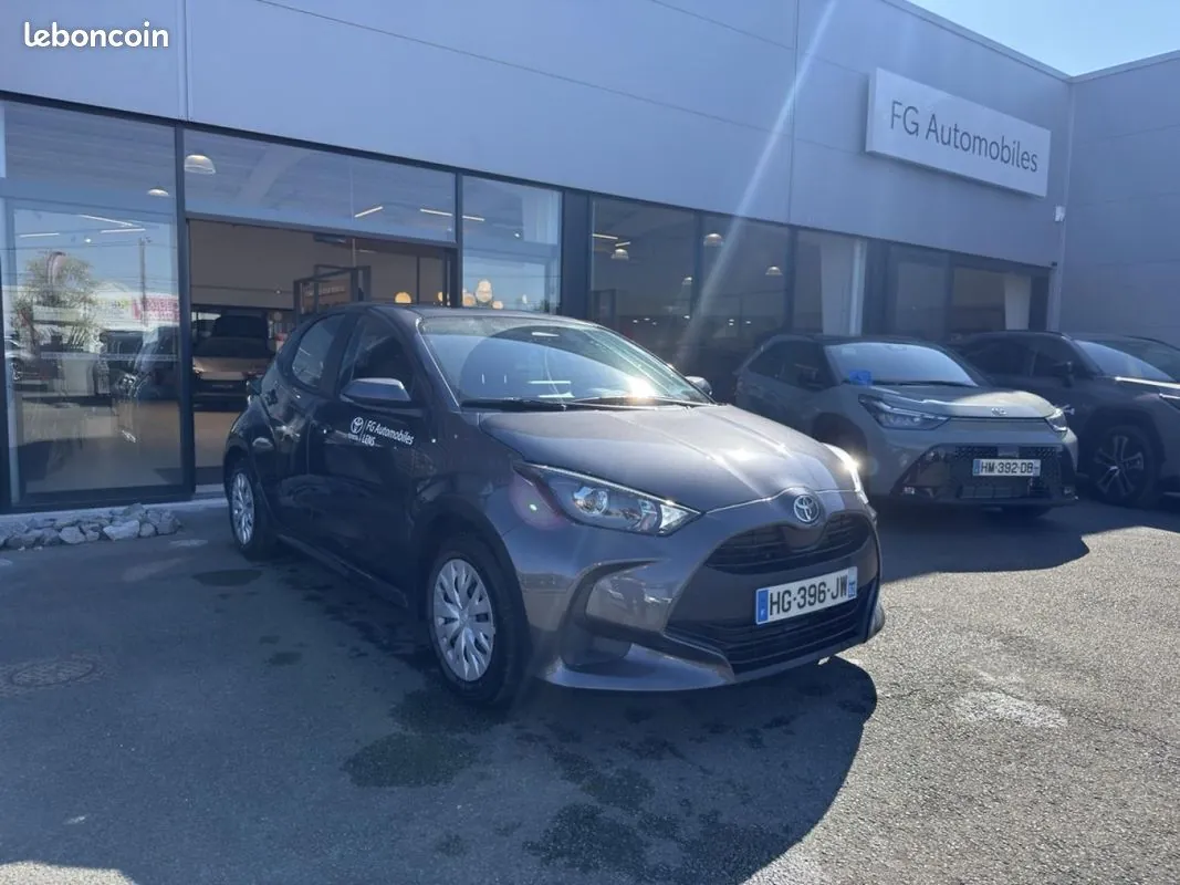 Toyota Yaris 2025 photo 3